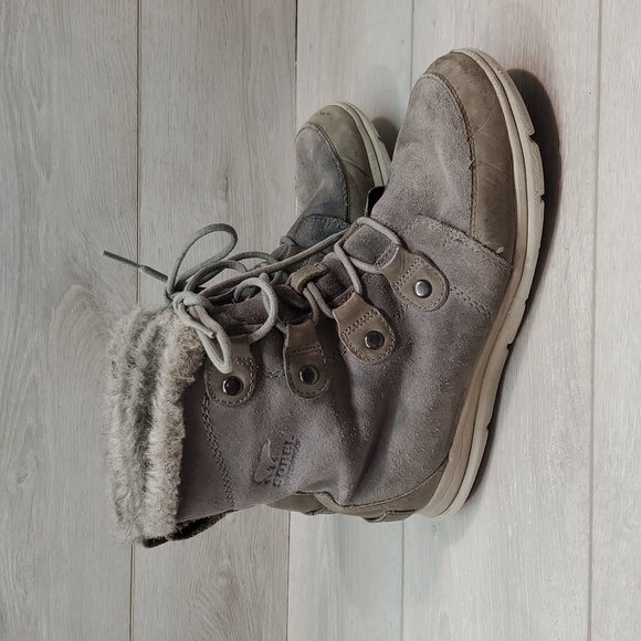 Sorel Women Explorer Joan Ankle Suede Booties shoes sz 8.5 - Picture 2 of 15